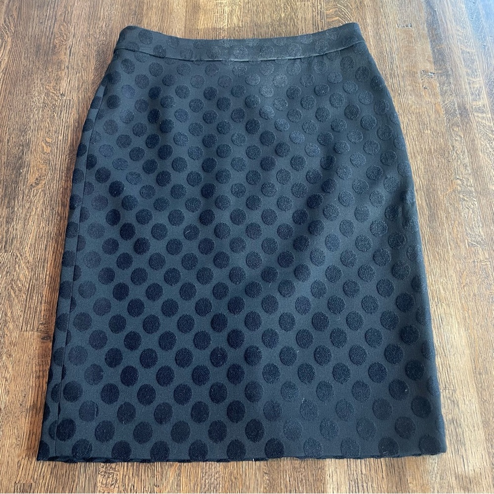 Ann Taylor Black Pencil Skirt with Black Textured Polka Dots -  Size 4